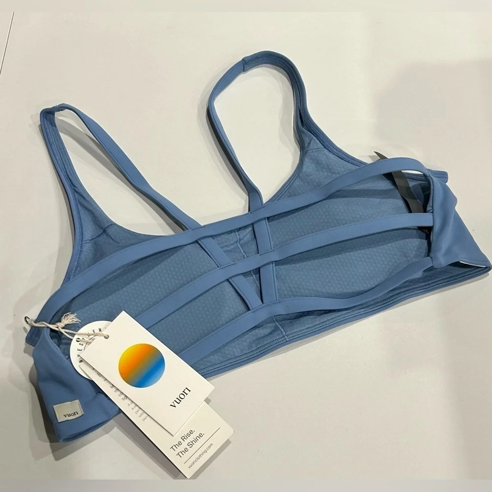 Vuori Women's XL Yosemite Bra Isle Blue NWT Lined Removable Cups 4-Way Stretch